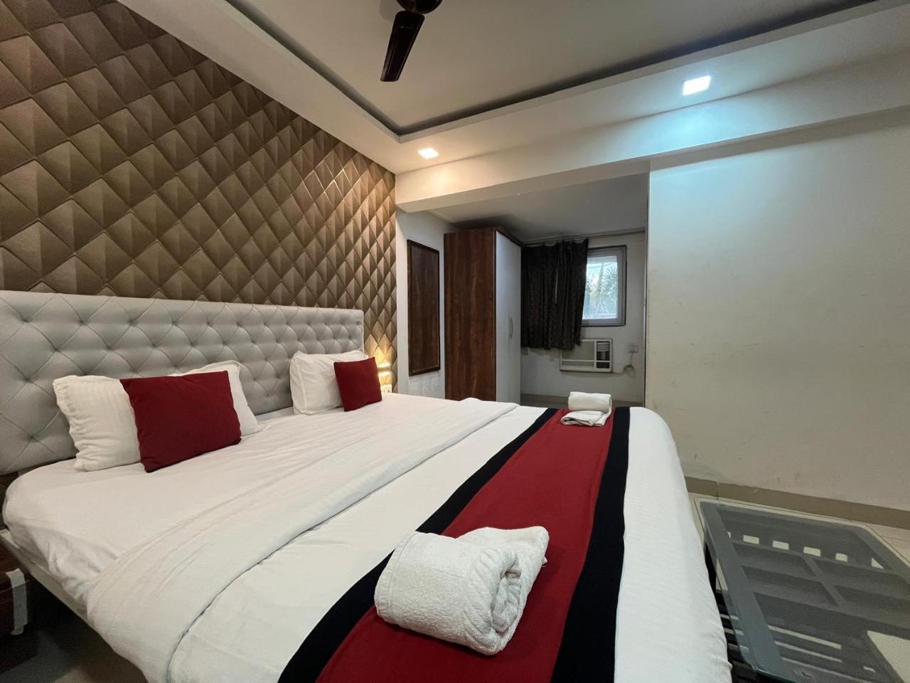 Arsh Executive Inn Dive Ngoại thất bức ảnh