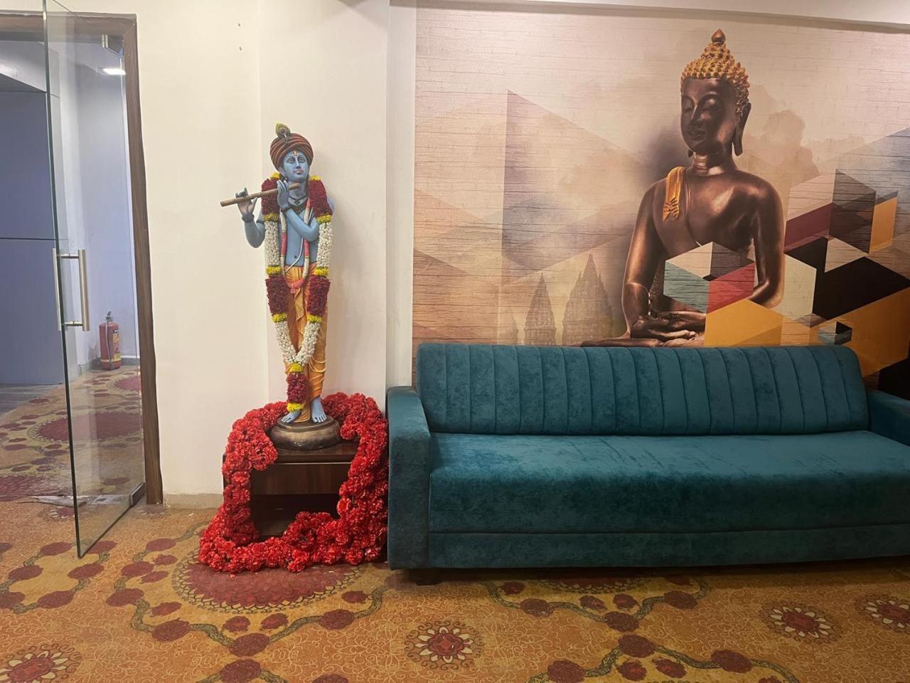 Arsh Executive Inn Dive Ngoại thất bức ảnh